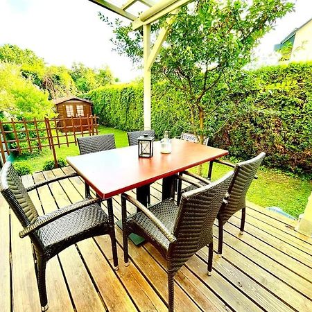 Schoene Wohnung Mit Eigenen Eingang Und Terrasse Gosseling Dış mekan fotoğraf