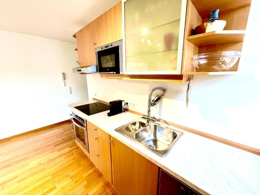 Schoene Wohnung Mit Eigenen Eingang Und Terrasse Gosseling Dış mekan fotoğraf